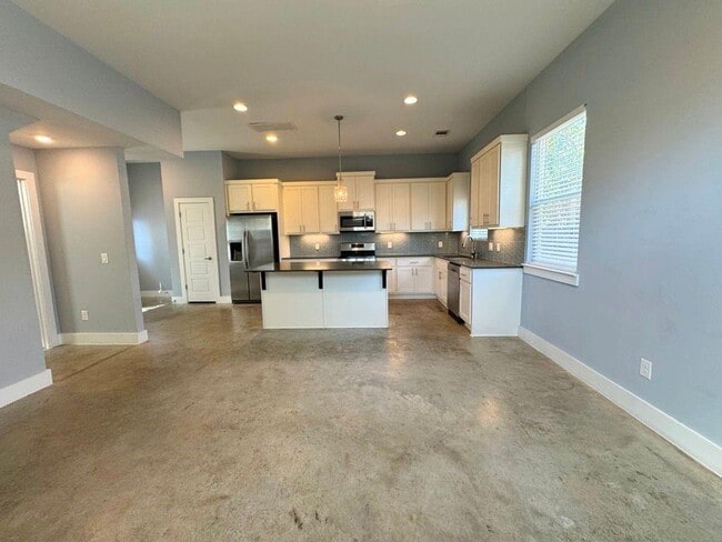 Photo - 6201 Felix Ave