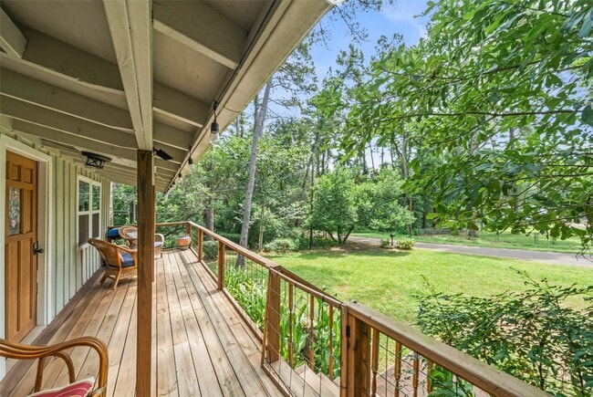 Photo - 11045 Woodview