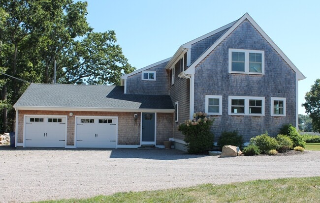 Building Photo - 50 Mumford Cove Rd Rental