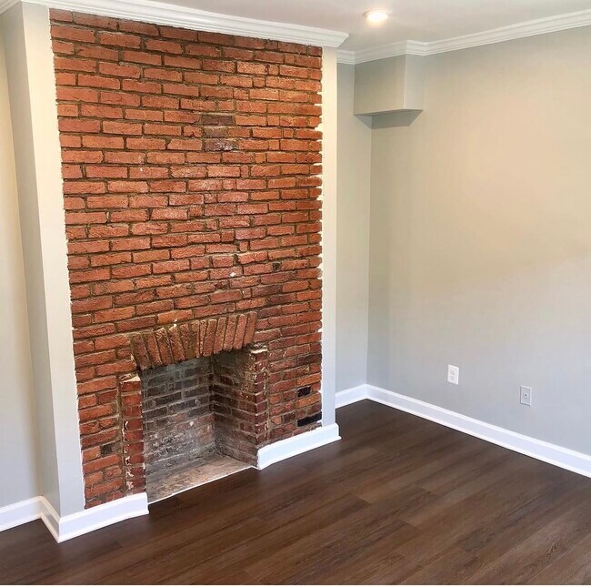 Photo - 313 W Madison St Unit DUPLEX