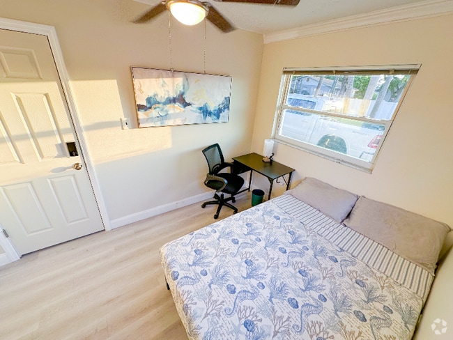 Building Photo - 2370 Leon Ave Unit 2370 Rental