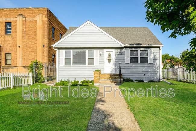 Photo - 3315 N James Ave