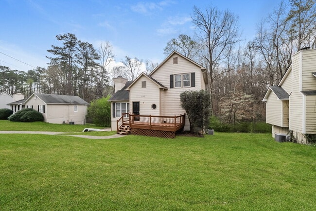 Photo - 3106 Calumet Cir NW