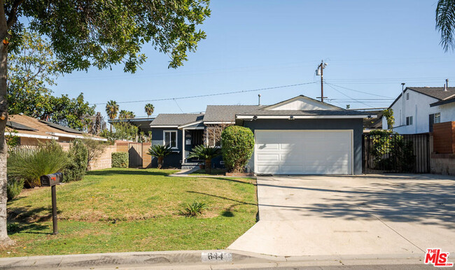 Photo - 644 Greycliff Ave House