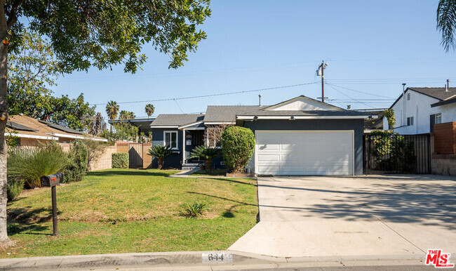 Building Photo - 644 Greycliff Ave Rental