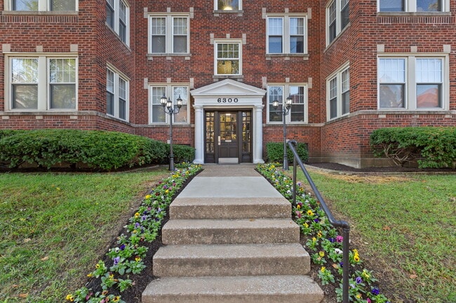 Photo - 6300 Southwood Ave