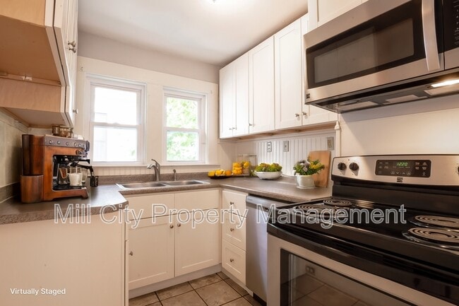 Photo - 195 Sagamore St