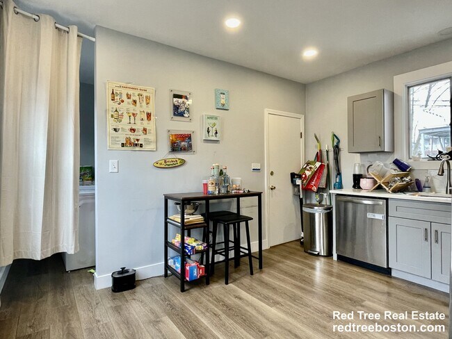 Photo - 11 Pearl Ter Unit 1