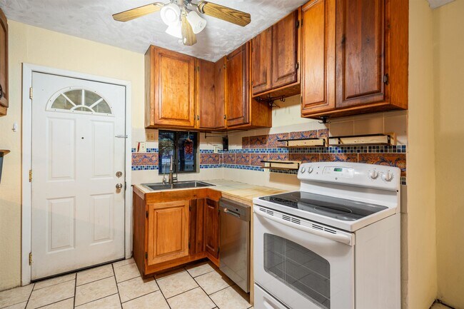 Photo - 103 Summit Ave