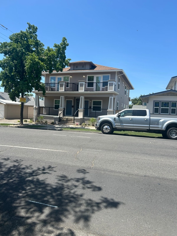 Photo - 1823 N Center St