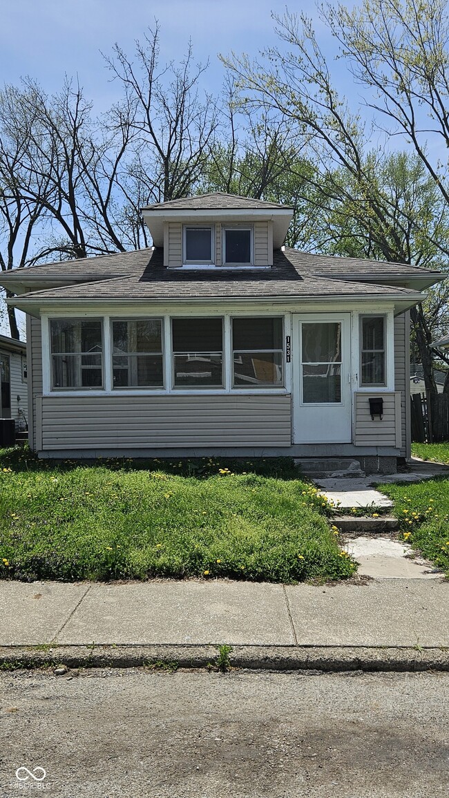 Photo - 1531 Cruft St Casa