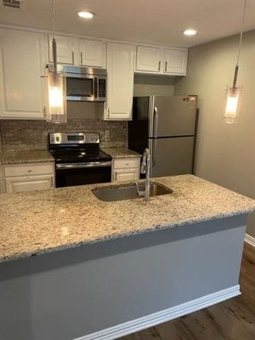 Photo - 5838 Sandhurst Ln