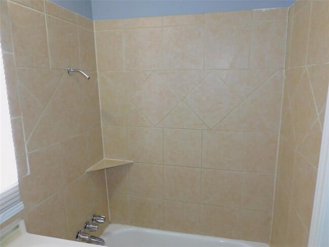 Photo - 816 Avenue A