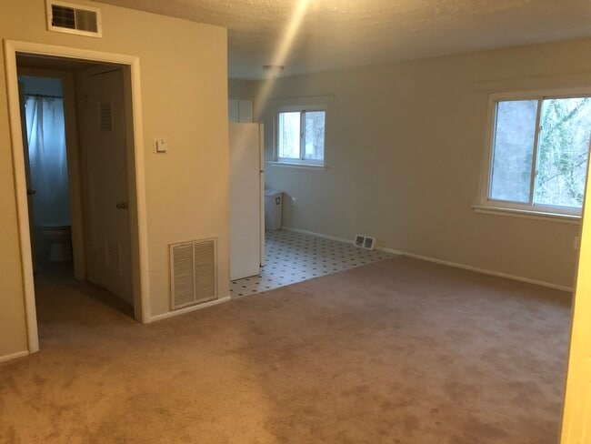 Photo - 528 Kuethe Rd NE Unit A