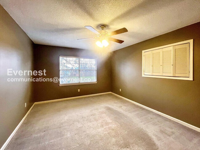 Photo - 42 Summit Ridge Dr