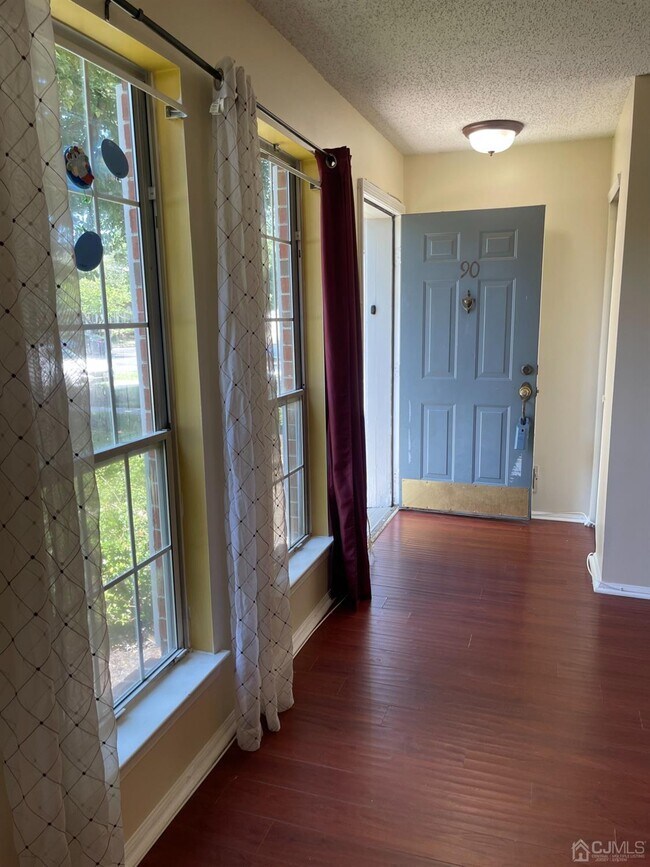 Photo - 90 Gregory Ln