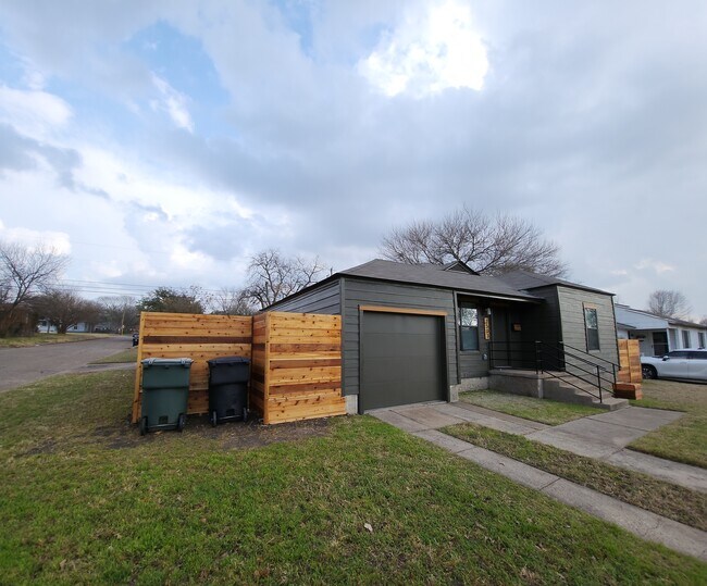 Photo - 1503 S 15th St