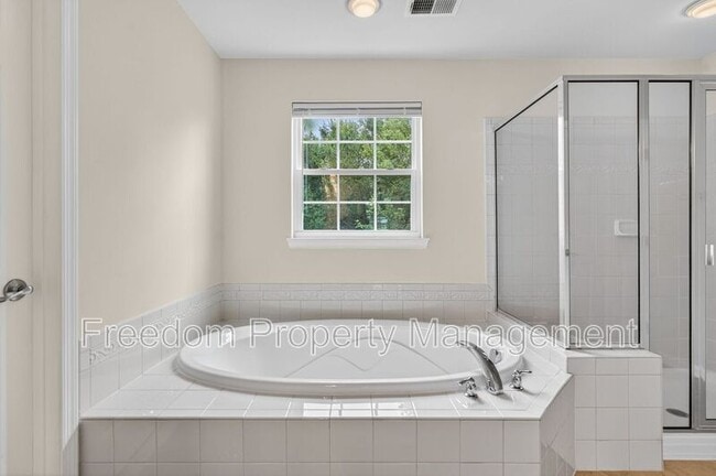 Photo - 7629 Hamelin Ln