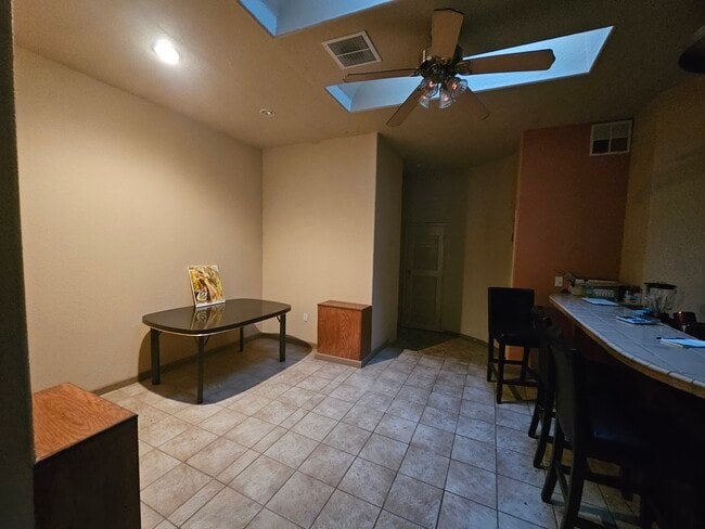 Den and kitchen bar - 8879 Sunset Ave Unit Main House