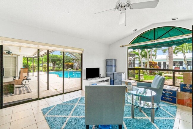 Photo - 1350 SW 13th Pl