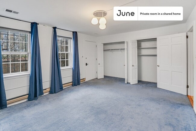 Photo - Room in Shared 7 bed/3.5 bath home Unidad C