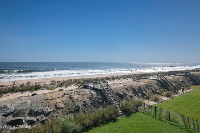 Photo - 15 Tradewinds Ln