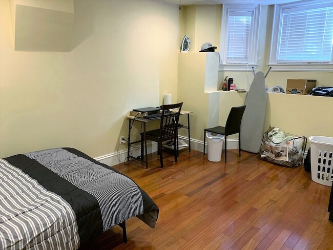 Photo - 21 Worthington St Unit 1