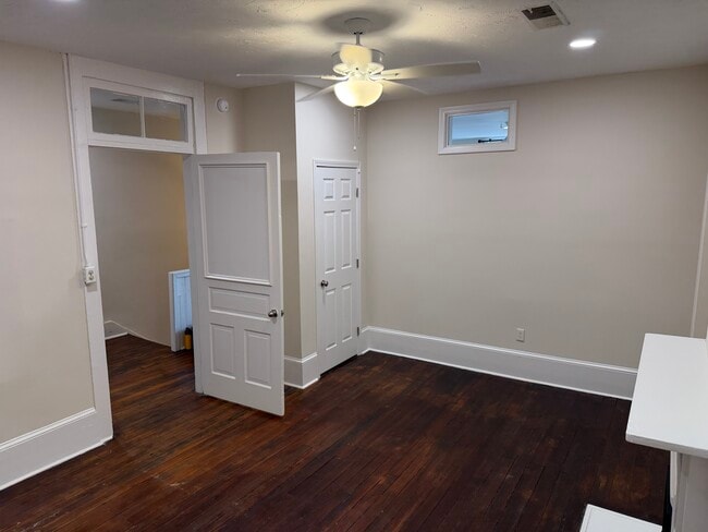 Photo - 193 S Main St Unit Versailles