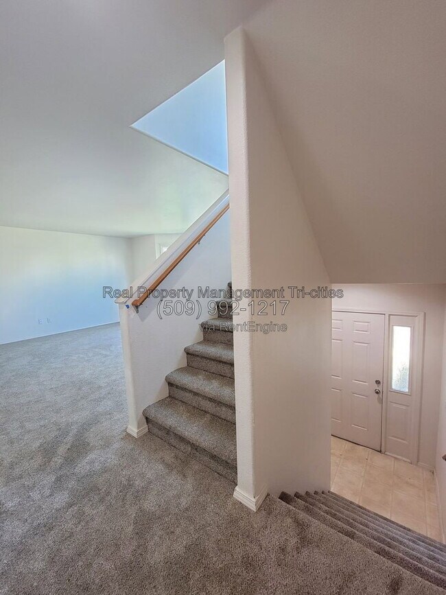 7606 Quadra Dr