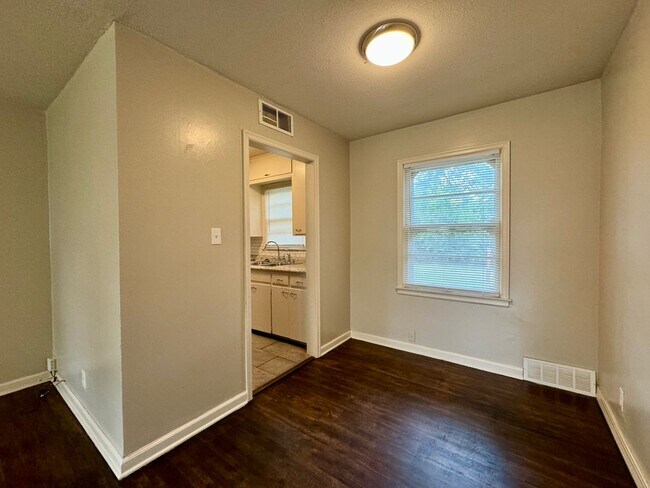 Photo - 2 Bedroom 1 Bathroom House