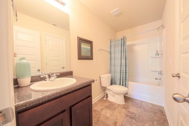 5036 Vine Ln