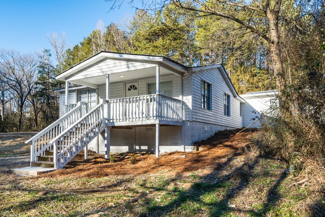 Building Photo - 6016 New Castle Rd