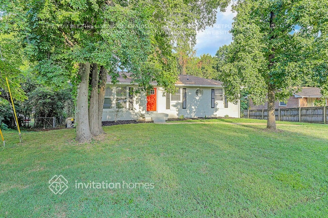 Photo - 211 Bonnafield Dr