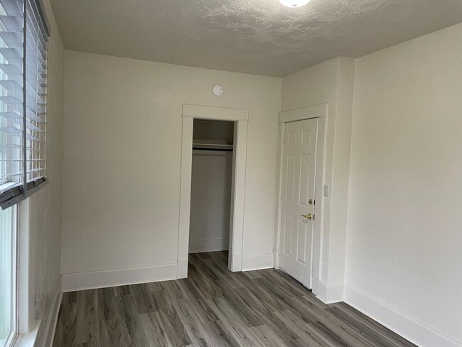 Photo - Newly Updated 1 Bedroom 1 Bathroom-Upstair...