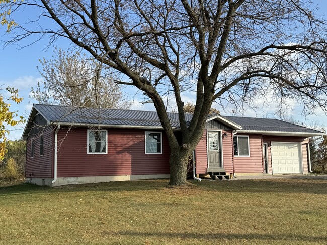 Photo - N51598 County Road R House