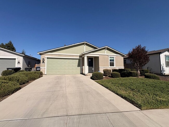 2632 S Cain Ct