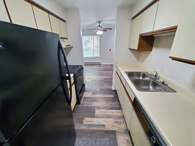 Photo - Orchard Village Apartments