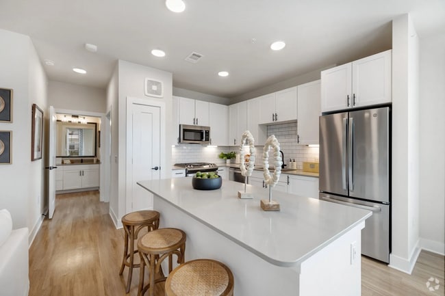 Building Photo - Serene 2 Bed in Harvest Green — 6 Weeks Free Unit EHG2 Rental
