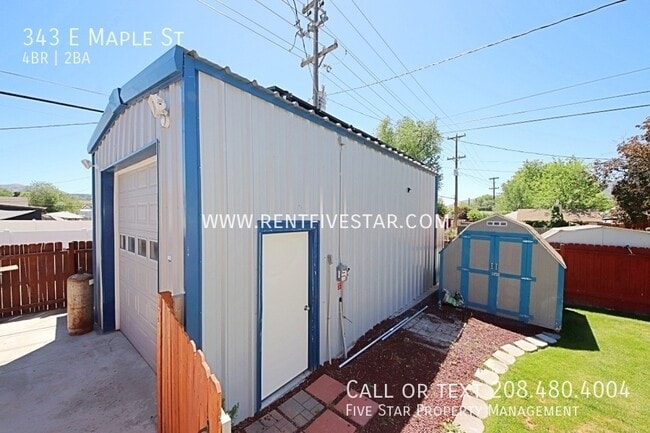 Photo - 343 E Maple St