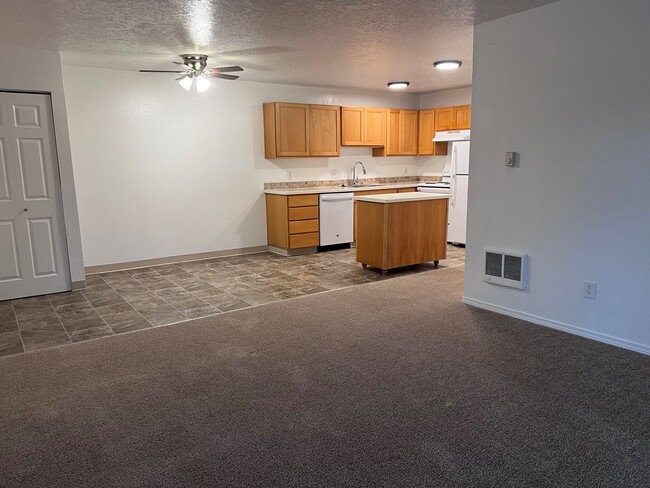 Photo - 17250 SW Heritage Ct Unidad 53