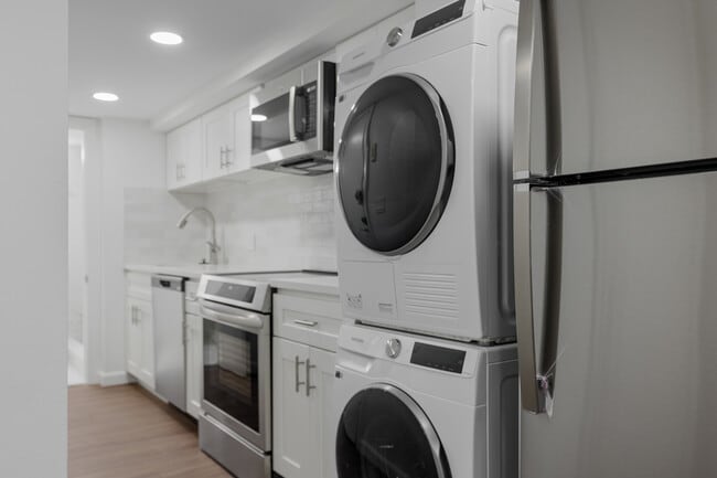 Photo - 94 Saint Botolph St