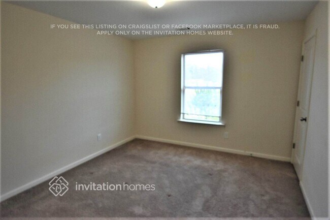 Photo - 420 Village Broad St