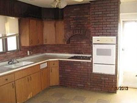 Photo - 979 Walden Ave