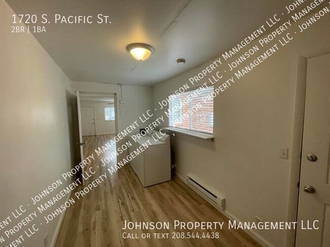Photo - 1720 S Pacific St
