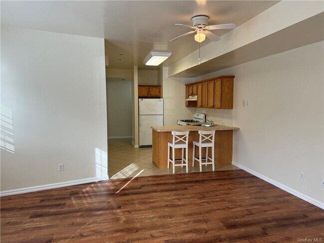 Photo - 250 Tate Ave Unidad 1A