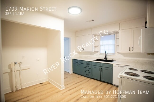 Photo - 1709 Marion St