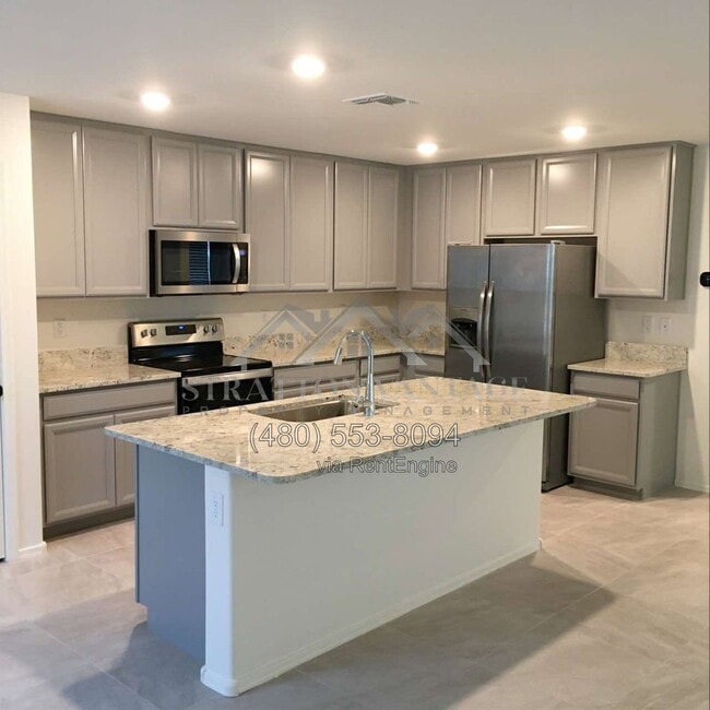 Photo - 229 N 13th Pl