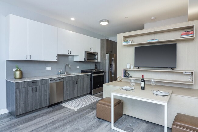 Photo - Quincy Station