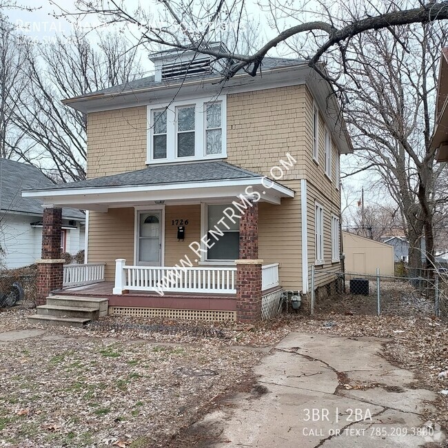 Building Photo - *NEAR WASHBURN UNIVERSITY* 3 BED/1.5 BATH Rental