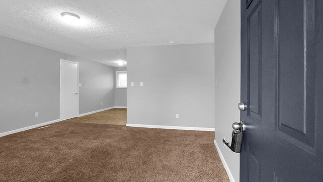 Photo - 1631 Lucks Rd